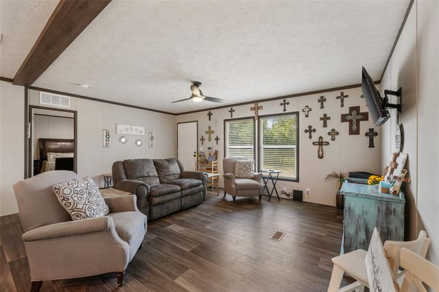 500 Dallas ST, Kingsland, TX 78639