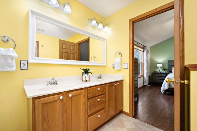 4925 Narcissus Lane N, Plymouth, MN 55446