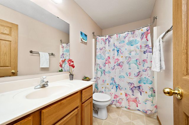 4925 Narcissus Lane N, Plymouth, MN 55446