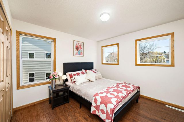 4925 Narcissus Lane N, Plymouth, MN 55446