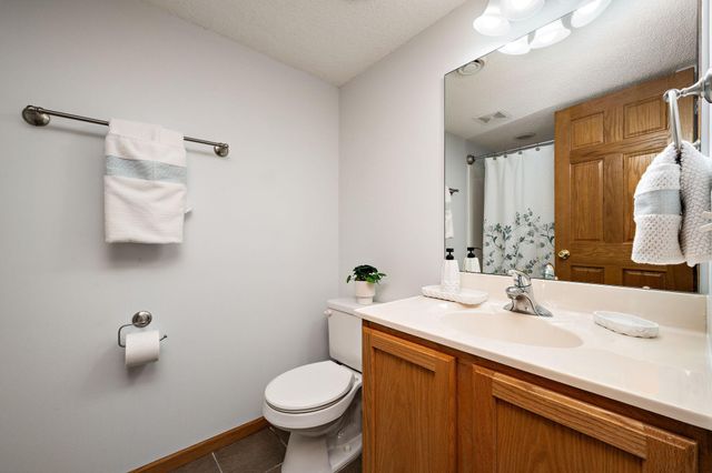 4925 Narcissus Lane N, Plymouth, MN 55446