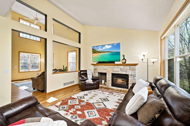 4925 Narcissus Lane N, Plymouth, MN 55446