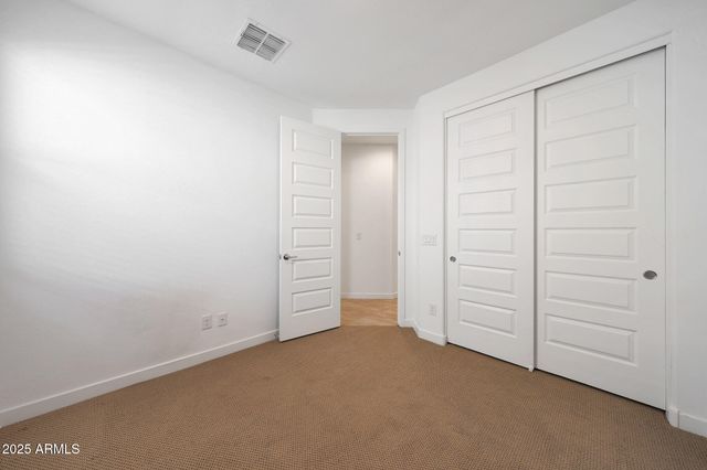 98 E LEO Place, Chandler, AZ 85249