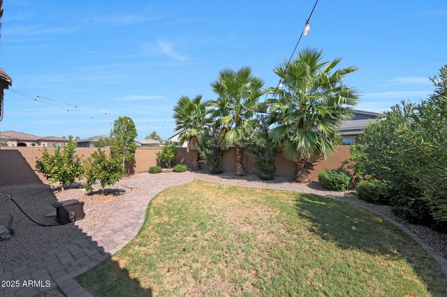 98 E LEO Place, Chandler, AZ 85249