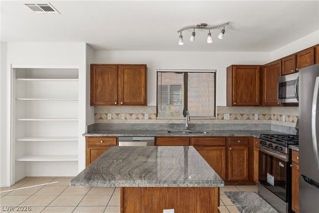 4655 Gracemont Avenue, Las Vegas, NV 89139 — photo 5