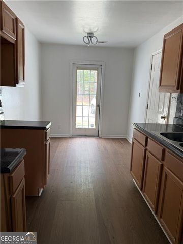 7280 Oakley Court, Union City, GA 30291