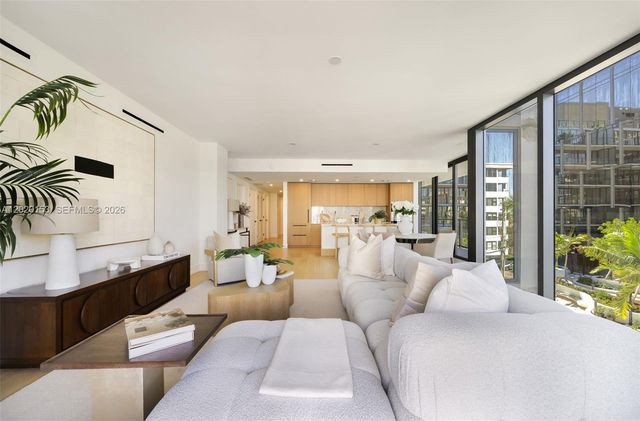 1177 Kane Concourse 404, Bay Harbor Islands, FL 33154