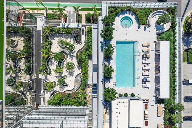 1177 Kane Concourse 404, Bay Harbor Islands, FL 33154