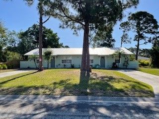 108 Flint Street A&B, Sebastian, FL 32958