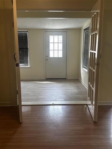 4249 S Holly Hill Ct 13, Lake Charles, LA 70605