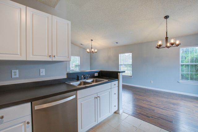 122 Walnut Creek Road, Summerville, SC 29483