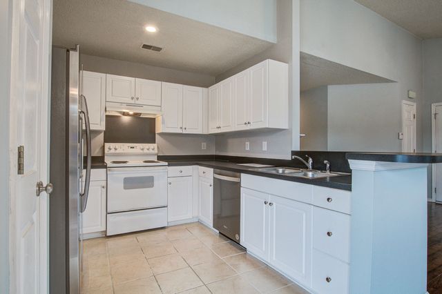 122 Walnut Creek Road, Summerville, SC 29483