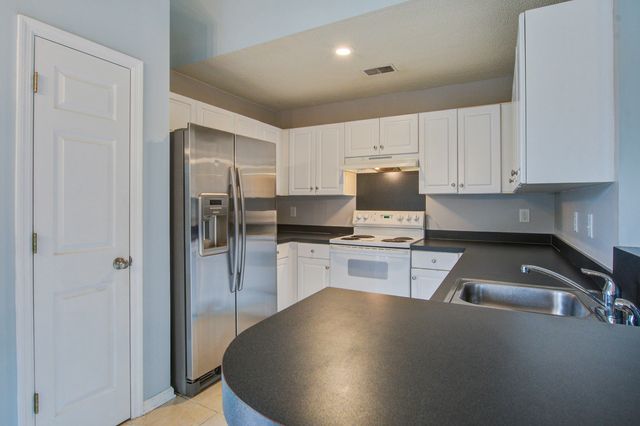 122 Walnut Creek Road, Summerville, SC 29483