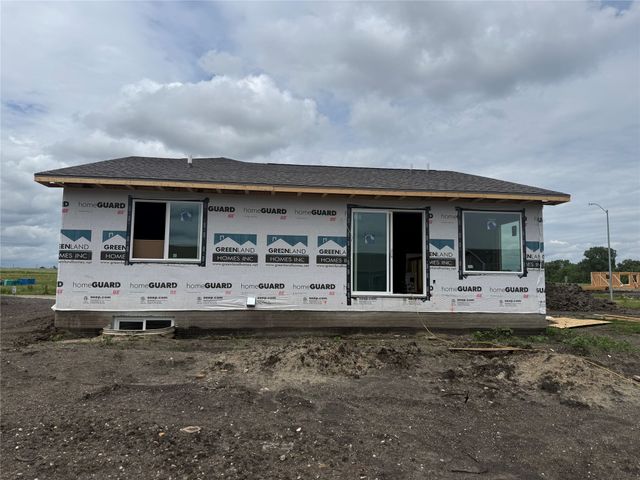 2109 White Oak Lane, Granger, IA 50109
