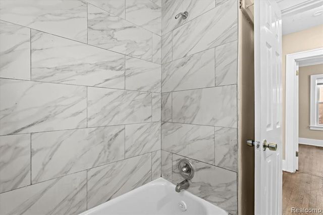 16653 Woodingham Drive, Detroit, MI 48221