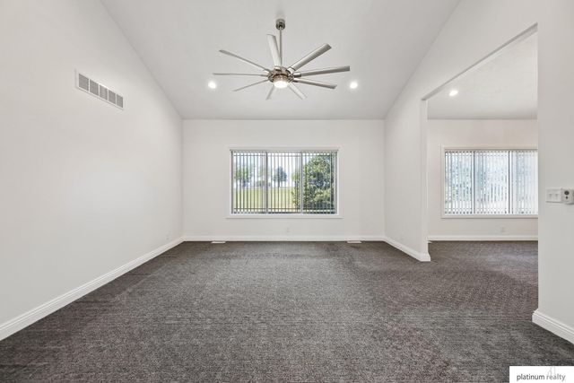 245 N 148Th Street, Lincoln, NE 68527