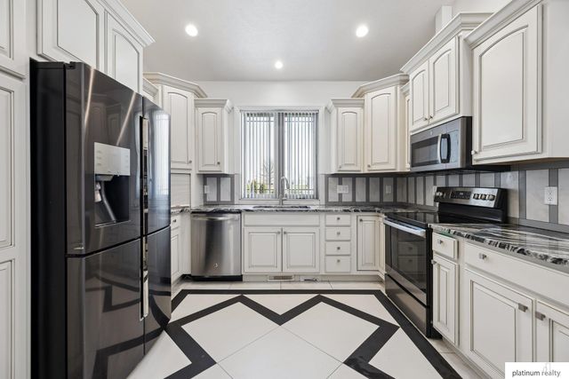 245 N 148Th Street, Lincoln, NE 68527