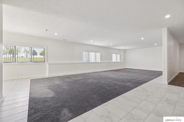 245 N 148Th Street, Lincoln, NE 68527