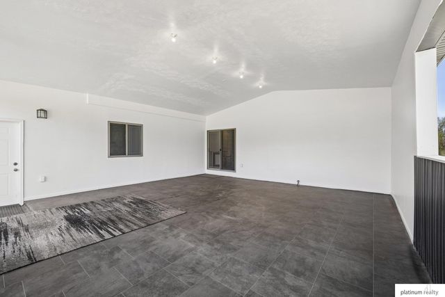 245 N 148Th Street, Lincoln, NE 68527
