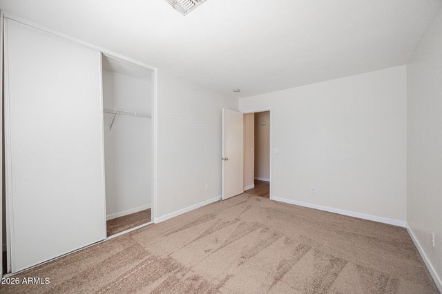 7220 W HESS Avenue, Phoenix, AZ 85043