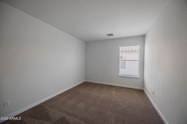 7220 W HESS Avenue, Phoenix, AZ 85043
