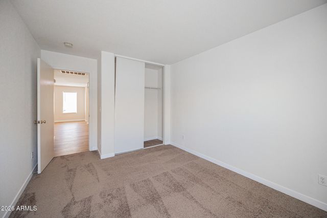 7220 W HESS Avenue, Phoenix, AZ 85043