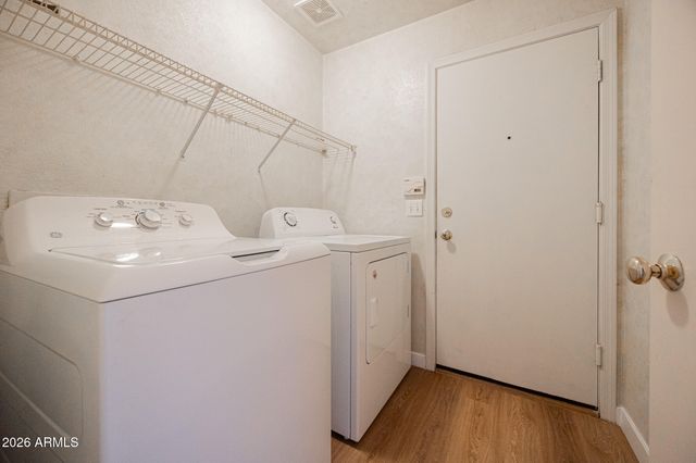 7220 W HESS Avenue, Phoenix, AZ 85043