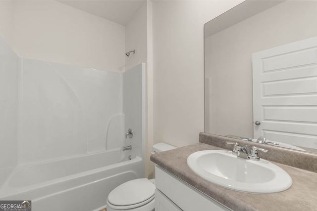 8592 SECRETARIAT Drive, Lithonia, GA 30058