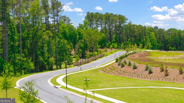 8592 SECRETARIAT Drive, Lithonia, GA 30058