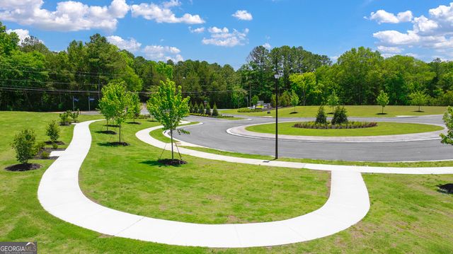 8592 SECRETARIAT Drive, Lithonia, GA 30058