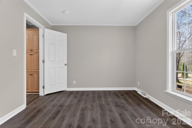 1452 Edisons Bright Way, Newton, NC 28658