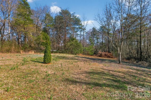 1452 Edisons Bright Way, Newton, NC 28658