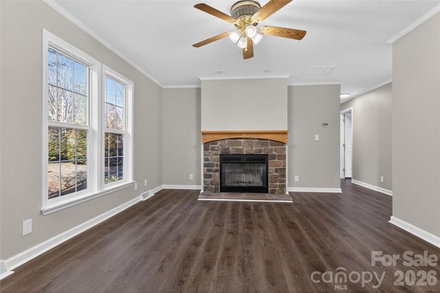 1452 Edisons Bright Way, Newton, NC 28658