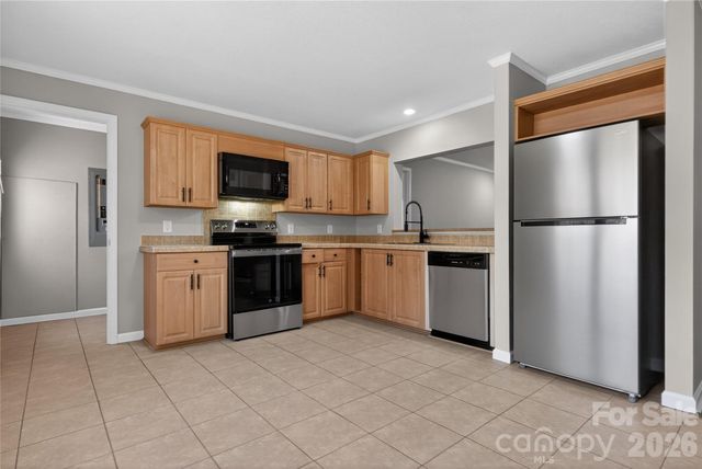 1452 Edisons Bright Way, Newton, NC 28658