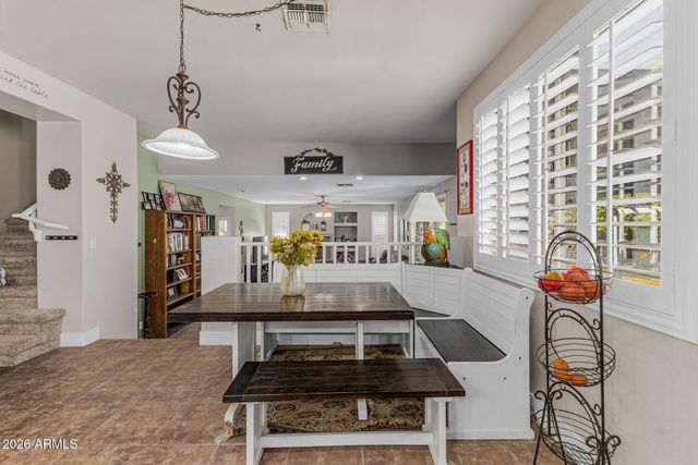 7046 W COTTONTAIL Lane, Peoria, AZ 85383