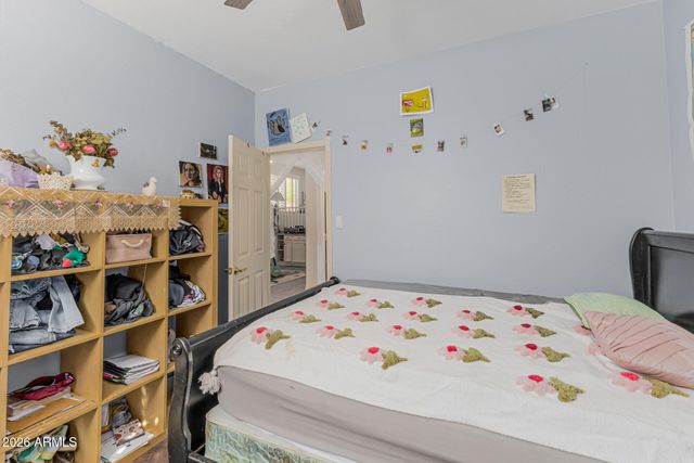 7046 W COTTONTAIL Lane, Peoria, AZ 85383