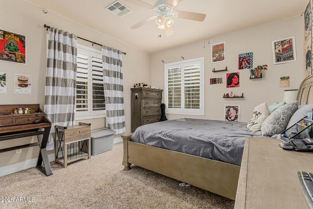 7046 W COTTONTAIL Lane, Peoria, AZ 85383