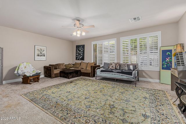 7046 W COTTONTAIL Lane, Peoria, AZ 85383