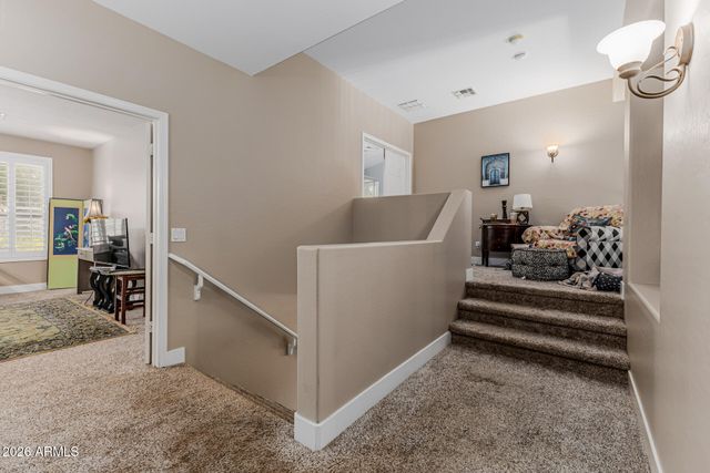 7046 W COTTONTAIL Lane, Peoria, AZ 85383