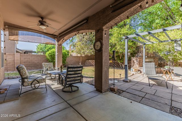 7046 W COTTONTAIL Lane, Peoria, AZ 85383