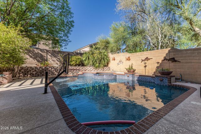 7046 W COTTONTAIL Lane, Peoria, AZ 85383