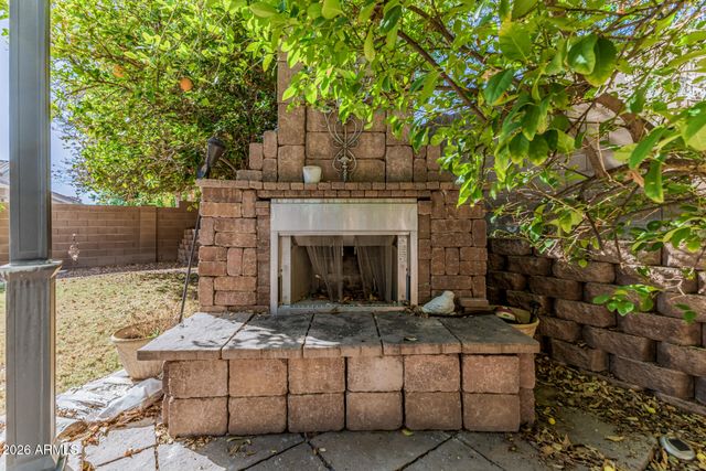 7046 W COTTONTAIL Lane, Peoria, AZ 85383