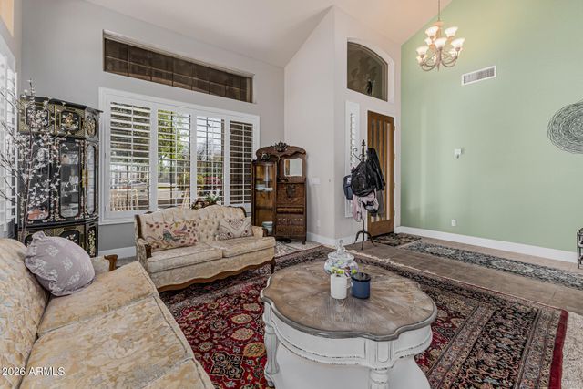 7046 W COTTONTAIL Lane, Peoria, AZ 85383