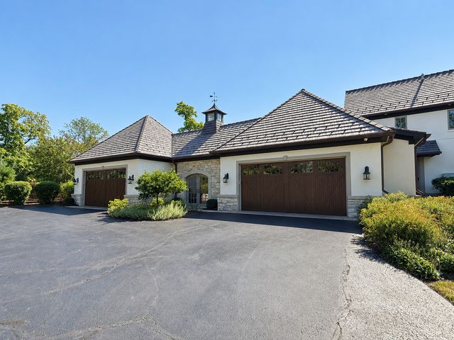 2250 Telegraph Road, Bannockburn, IL 60015