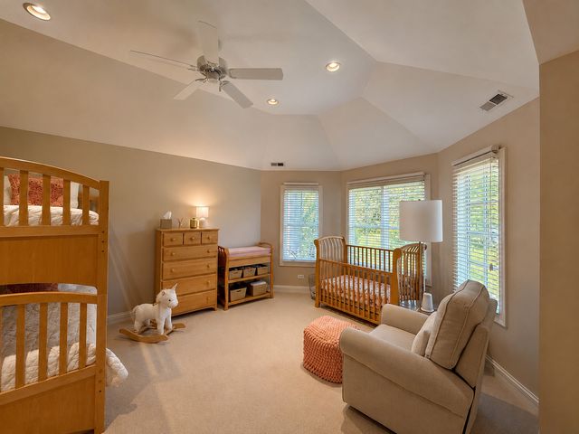2250 Telegraph Road, Bannockburn, IL 60015