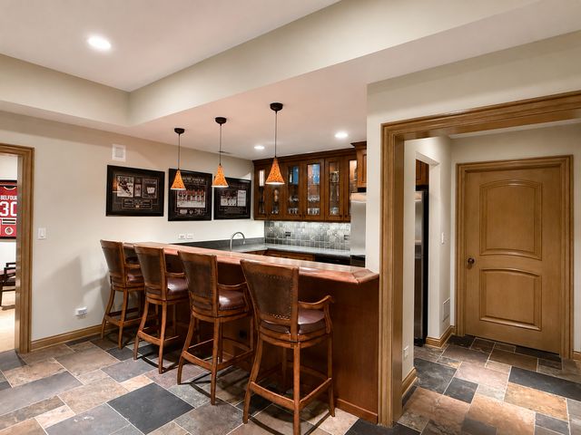 2250 Telegraph Road, Bannockburn, IL 60015