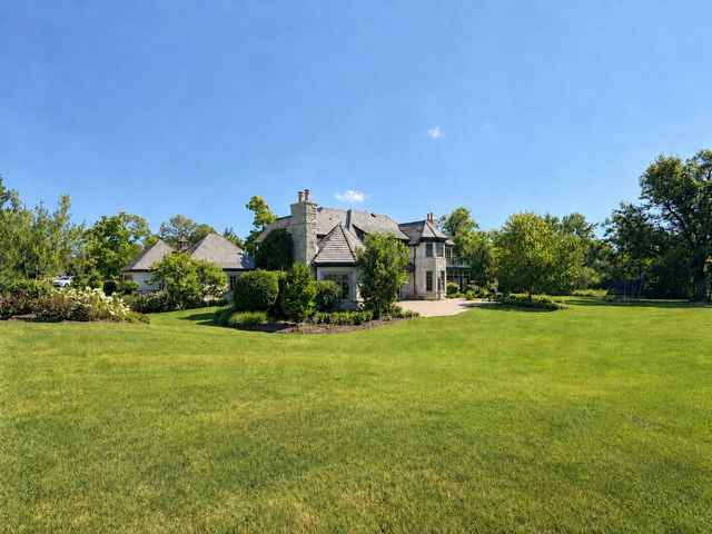 2250 Telegraph Road, Bannockburn, IL 60015