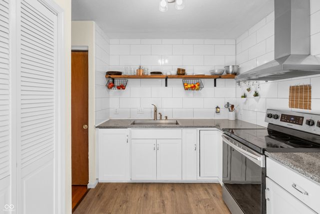 6455 W Todd Court, North Vernon, IN 47265