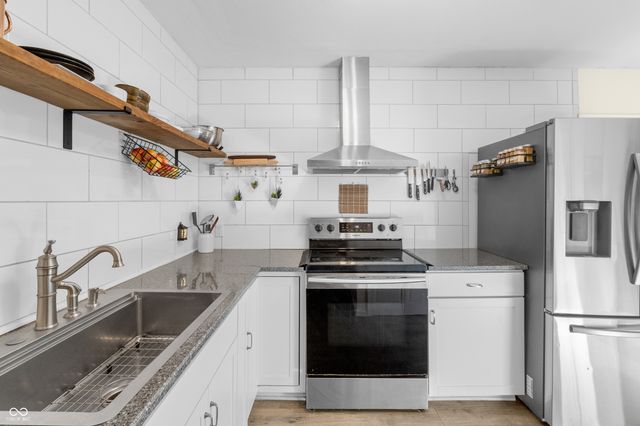 6455 W Todd Court, North Vernon, IN 47265