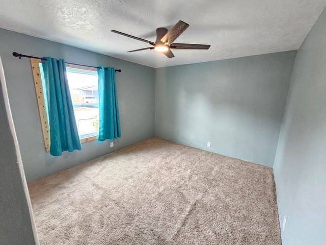 8404 Brook Street NE, Albuquerque, NM 87113